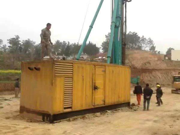 达日如何判断水冷式机油散热器密封件是否需要更换？
